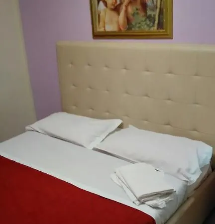 בית הארחה Blu Angels נאפולי