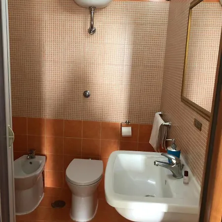 בית הארחה Blu Angels