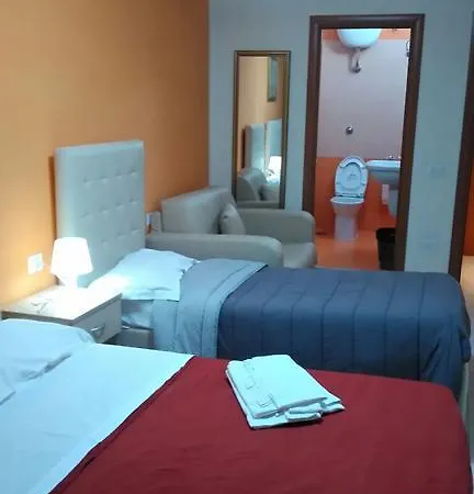Blu Angels Guest house *